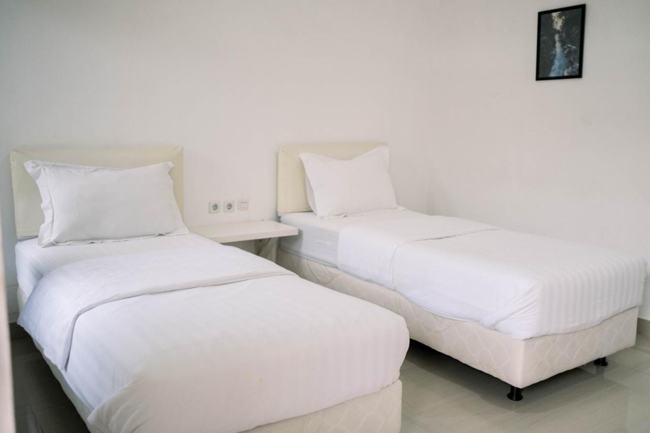 Morika Inn Waikabubak Luaran gambar