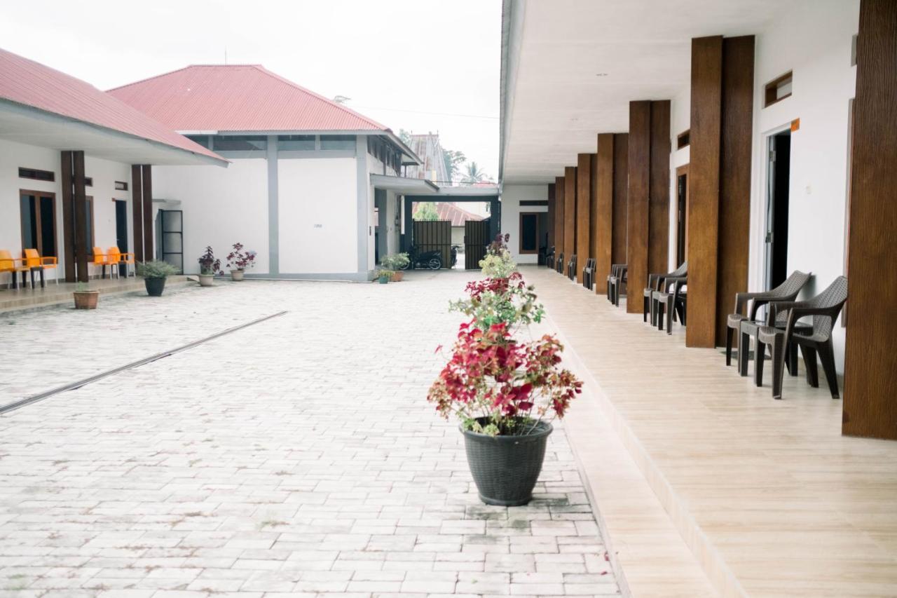 Morika Inn Waikabubak Luaran gambar
