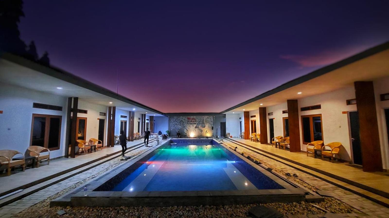 Morika Inn Waikabubak Luaran gambar